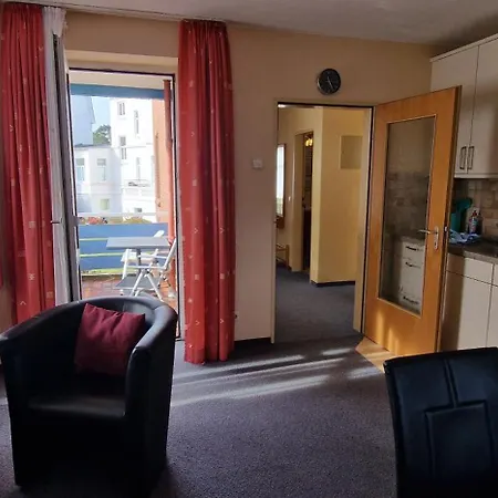 Strandhus 11 Apartment